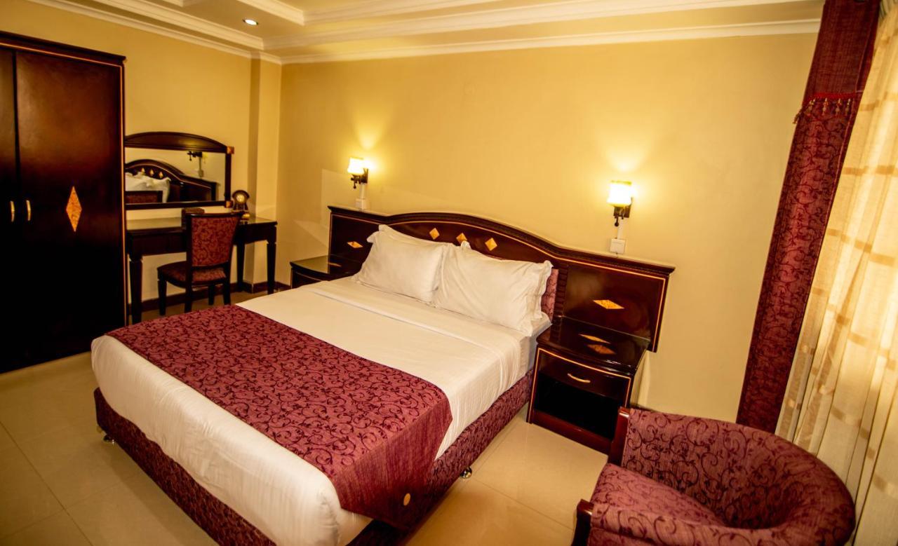 Urban Rose Hotel & Apartments Dar es Salaam Eksteriør billede