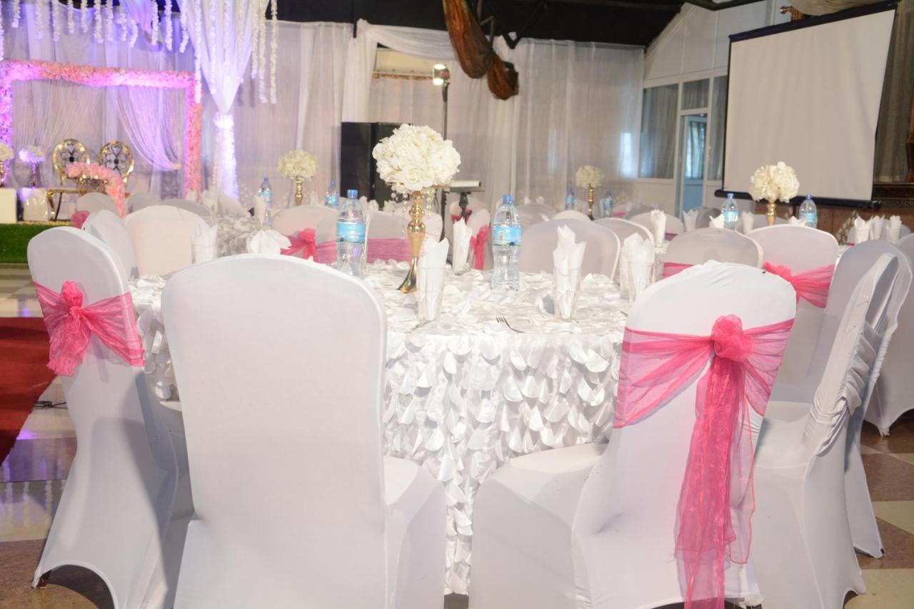 Urban Rose Hotel & Apartments Dar es Salaam Eksteriør billede
